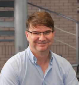 Simon Dickinson